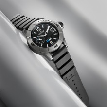 Diving GMT