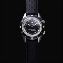 Memovox Tribute to Deep Sea Replica of the “LeCoultre Spécial Amérique 1959”