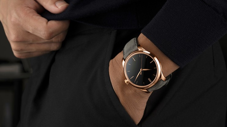Endeavour Centre Seconds Vantablack® © H. Moser & Cie.