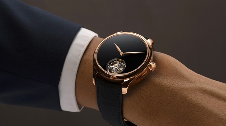 Endeavour Tourbillon Concept Vantablack® © H. Moser & Cie. 