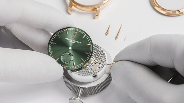 Traditionnelle manual-winding © Vacheron Constantin