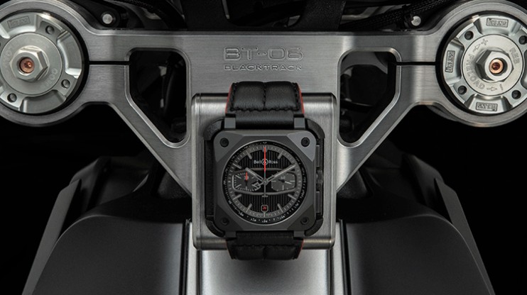 BR 03-94 Blacktrack © Bell & Ross